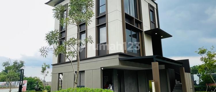 3-Storey Luxury Villa Concept House in Cibubur 1