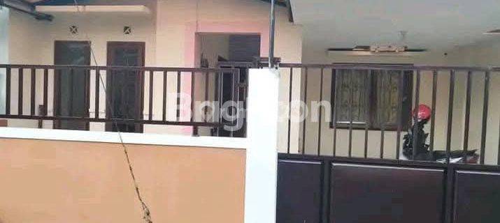 RUMAH DI GEDANGAN SOLO BARU 1