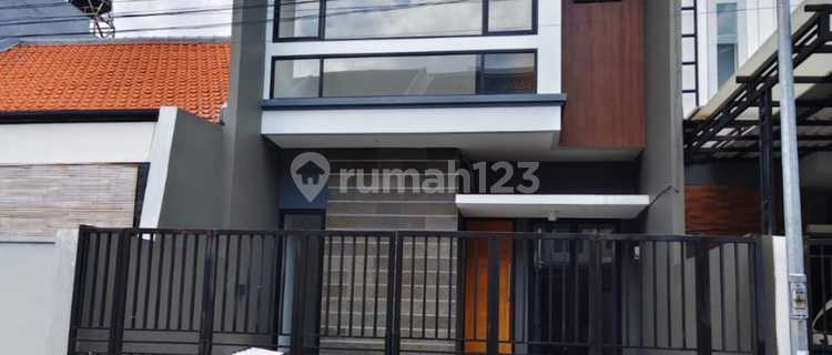 Rumah, 2 Lantai Klampis Semolo Tengah Minimalis Siap Huni 1