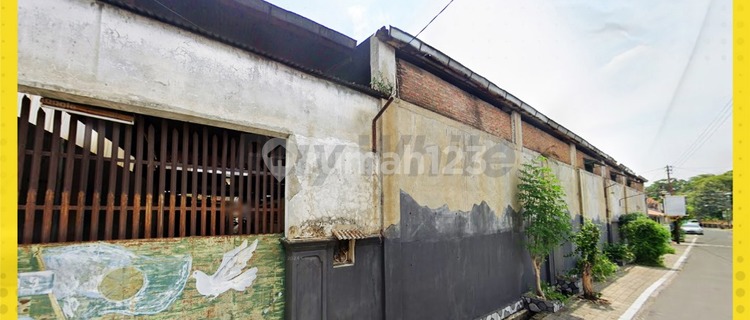Gudang di Kawasan Kampung Batik Laweyan Solo, Cocok Untuk Kost 1