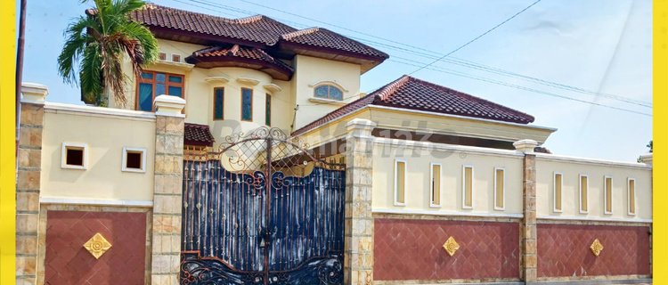 Grand 2-Story House in Ngabeyan, Kartasura, Spacious Yard, Move-In Ready 1