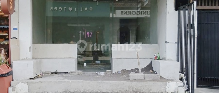 Ready-to-Use Shop in Pererenan Area, Badung, Bali 1