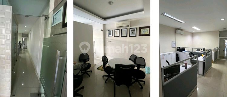 Di Jual Ruko Di Mahendradatta 3 Lantai 1