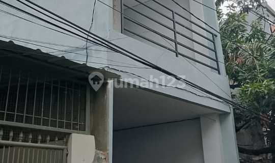 BOARDING HOUSE ON INDUSTRI STREET, CENTRAL JAKARTA 1