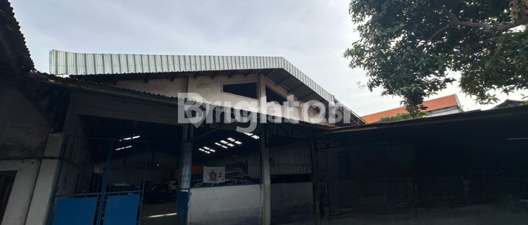 Gudang + Kantor di Kemlaten Mastrip 1