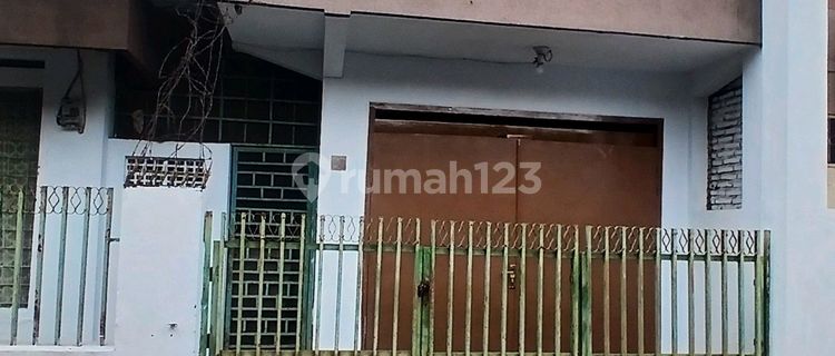 Rumah Disewakan+perabot Dekat Smak St Maria Malang 1