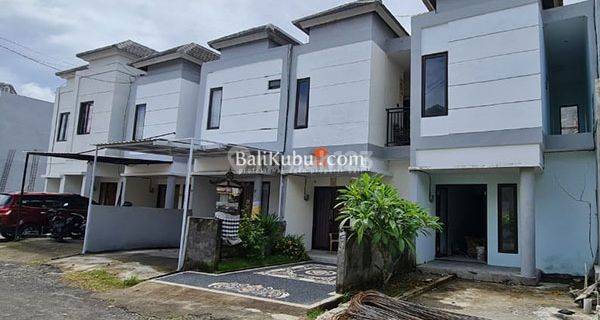 Prm.004.mja.jm.a18 Dijual Rumah 2 Lantai di Esternland Residence Jl Kor Jimbaran 1