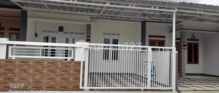 Minimalist Serene Mountain View Residence 5 1