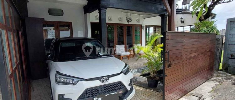 Beautiful Semi-Furnished House for Rent - Kerobokan 1