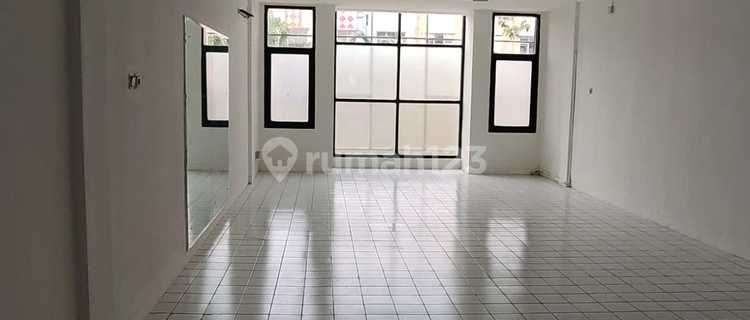 Jual/ Sewa Ruko Dekat Mall Sms, Dekat Jln Raya Boulevard Gading Serpong, Sekolah Penabur, Sekolah Pahoa, Sekolah Tunas Bangsa, Pasar Sinpasa, Kampus Umn, Mall Sms 1
