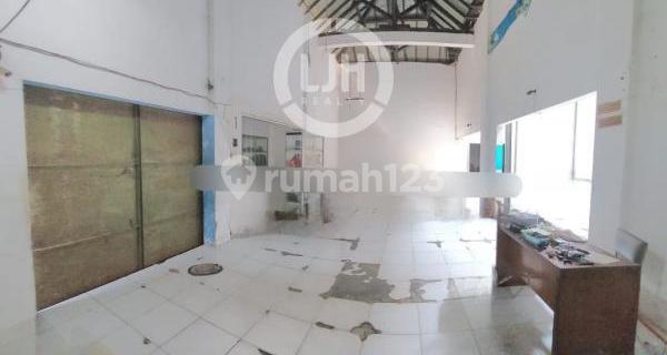 Gudang Siap Pakai di Jalan Kimar 1