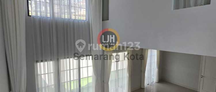 Luxury house in Citragrand 1