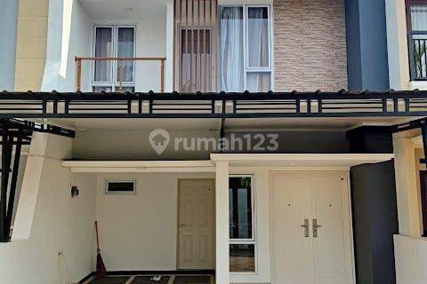 Hunian Nyaman 2 Lantai Lokasi Strategis Dekat Sekolah Dan Universitas[21] 1