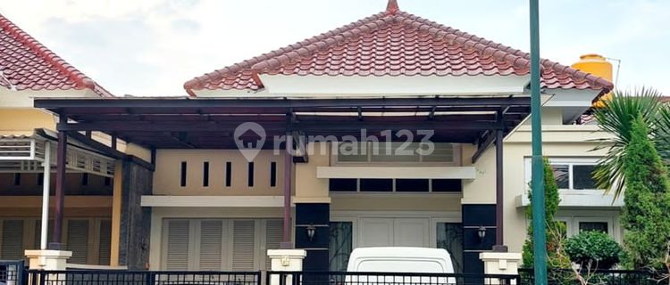 Quick Sale on the Main Boulevard of Central Park A Yani Housing Complex 1