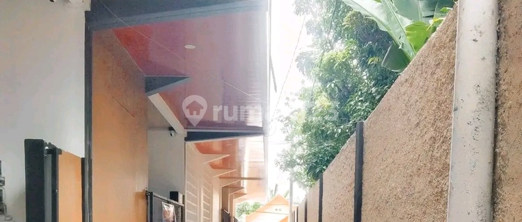 Quick Sale for 7 and 4 Room Boarding Houses in Kemlaten Surabaya 1