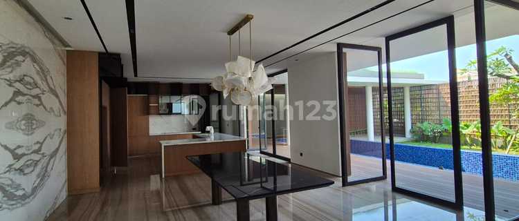 Rumah Mewah, Siap Huni dan Nyaman Daerah Gajah Mungkur Semarang - 10444 1