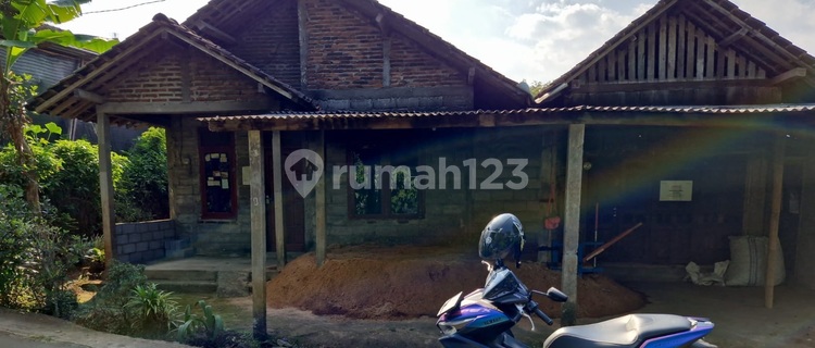 Rumah Murah di Daerah Jambu, Semarang 1