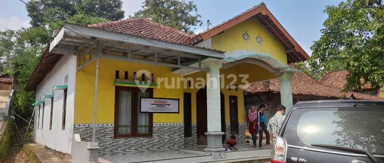 Cheap House in Weru Area, Sukoharjo 1