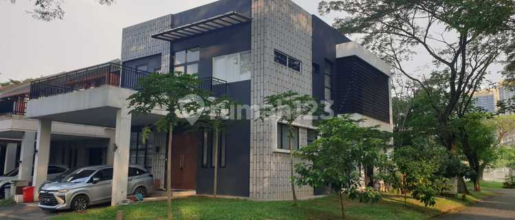 Exclusive Foresta BSD! Luxurious 2-Story Corner House: Strategic 7 Minutes to Toll Road, Safe & Scenic Environment. 1