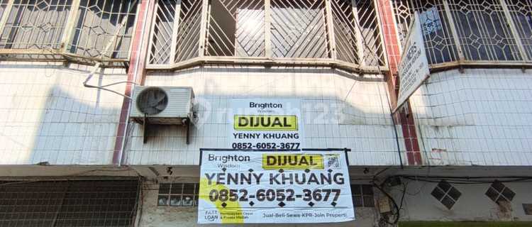 For Quick Sale: Commercial Shop (Ruko) Business on Aksara Street Behind Irian Supermarket 1