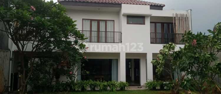 HOUSE OF CILANDAK 4BR SEMI FURNISHED 1