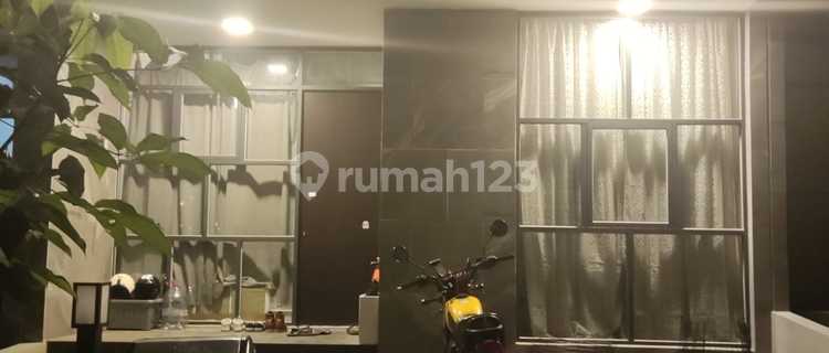 Rumah Disewakan di Golden Flower Legok Tangerang 2Br Asri Rasa Villa  1