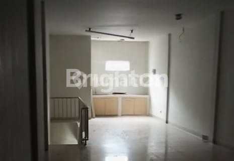 For Rent 3-Story Shop House in Jurang Mangu, Pondok Aren, South Tangerang 1