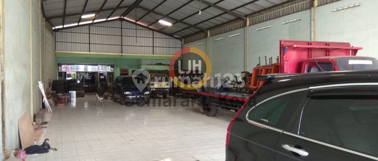 Nice Warehouse on Jalan Gajah 1