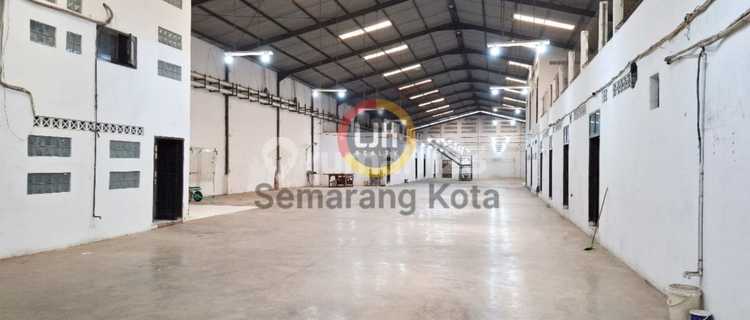 Ready-to-use warehouse in Terboyo Megah 1