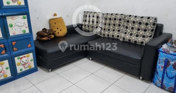 Rumah Siap Huni di Jalan Malangsari 1