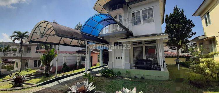 Rumah vila 2 Lantai Furnished di Komplek Vila Kota Bunga Nusantara, Cianjur 1