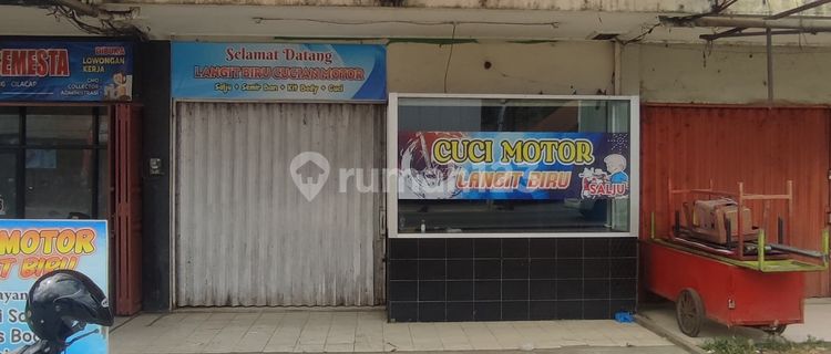 2-Story SHM Shop House on National Road Near Gas Station, Sampang Cilacap 1