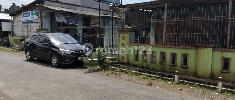 Active House and Iron Shop Near Adipala Market Cilacap 1