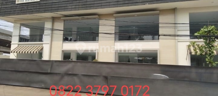 Lokasi Strategis Gedung Kantor di Inspeksi Saluran Kali Malang, Jakarta Timur 1