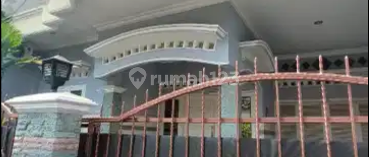 Disewakan Rumah Tengah Kota di Mugas Barat Semarang Selatan 1