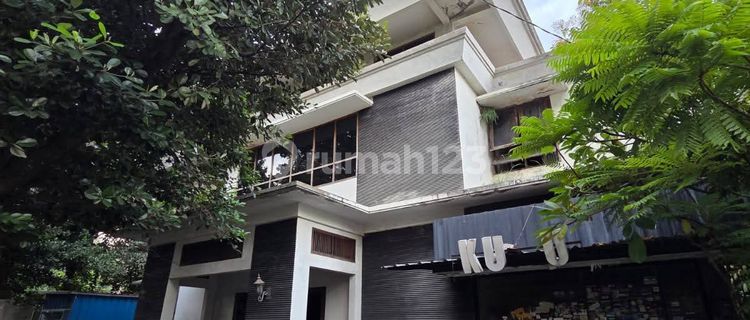 Rumah Hook 2 Lt di Abdulrahman Saleh Dekat Islamic Center 1