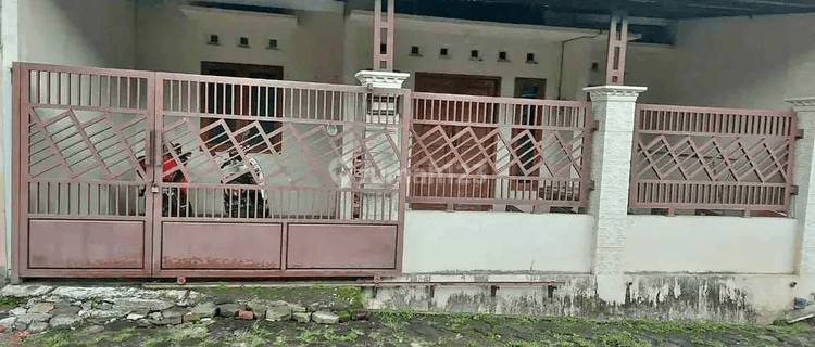 Rumah Dijuwal Di Griya Ungaran Residence Jl Mentawai Dekat Sofia Medika Dan Undaris 1