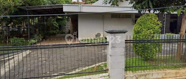 Rumah Full Furnished Di Jl. Kelud Utara Petompon Gajahmungkur Semarang 1