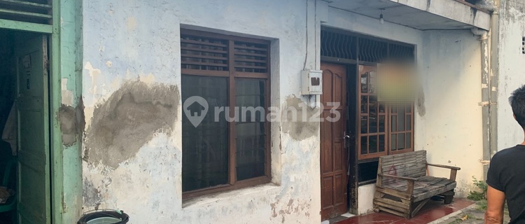 Rumah Di Karanggeneng Utara, Brumbungan, Dekat Loyola Dan Nusa Putera 1