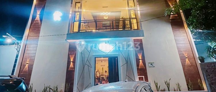 Girls' Boarding House Fully Furnished New 2-Story Building in Widuri Raya Genuksari 1