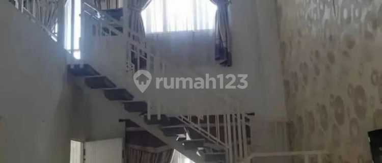 Rumah Disewakan Full Furnished di Bukit Wahid Manyaran 1