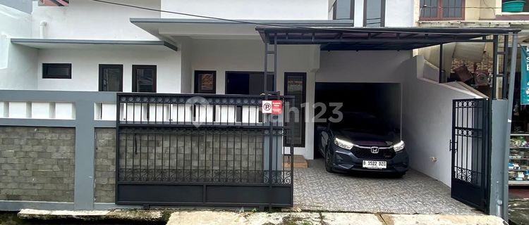 Nice house in Kalibata area, close to public facilities.