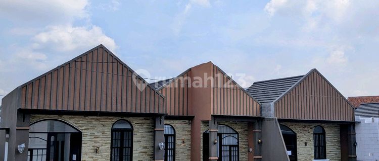 Jual Rumah Eropa Modern Area Super Strategis Undip Tembalang 1