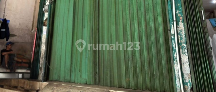 Flood Free, Shop House, 1 Floor, in Kebon Kacang 1