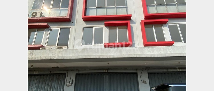 For Rent: Ready-to-Occupy Shophouse in Kalideres Area, West Jakarta 1