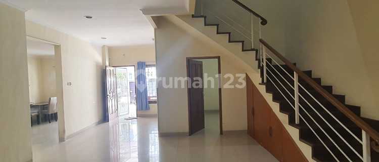 Disewakan Rumah Cantik Janur Indah Kelapa Gading 2 Lantai Nyaman 1