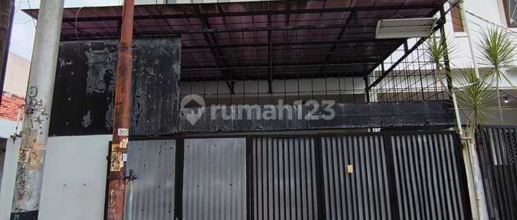 Rumah Rapi Dan Bangunan Bagus 2 Lt Di Jalan Mangga, Duri Kepa 1