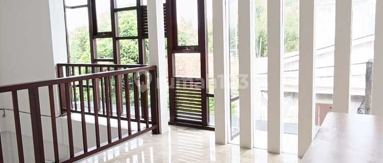 FOR RENT NEW 4BR HOUSE STRATEGIC LOCATION NEAR SANUR AND RENON 1