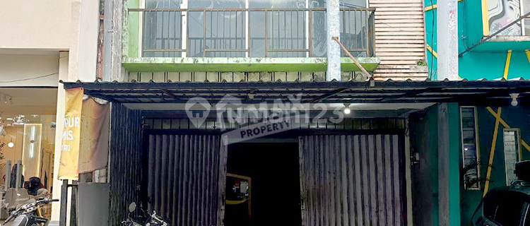 Shop House for Sale in Rajekwesi Malang 1