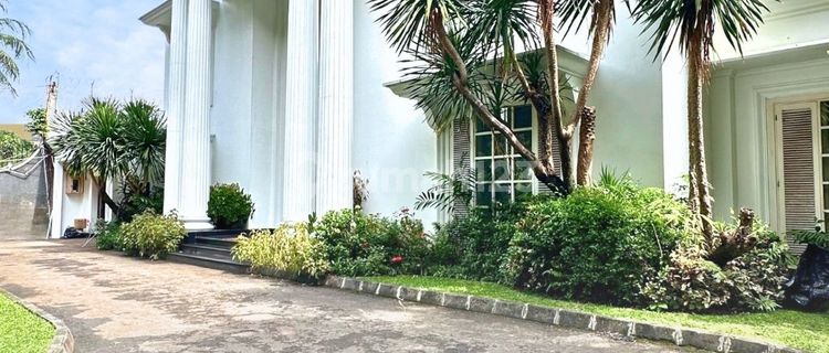 Luxury House for Sale in the Premium Area of Selong Kebayoran 1